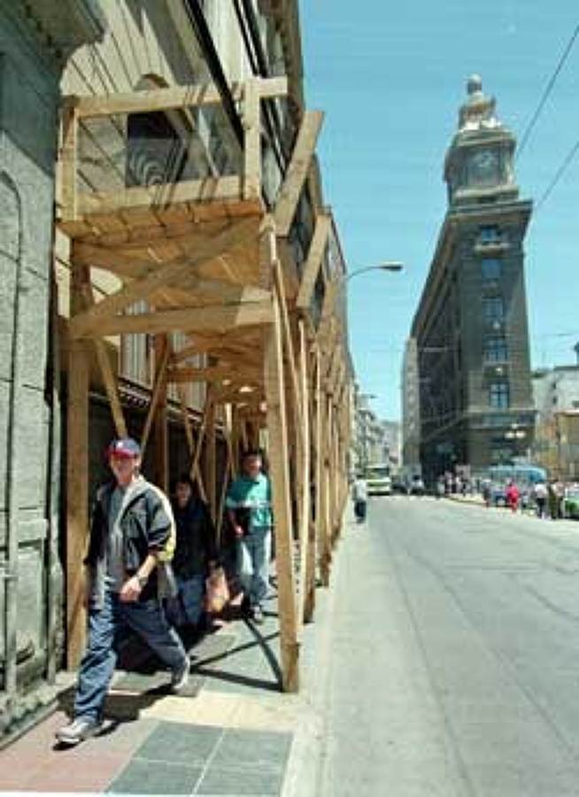Construye andamios provisorios