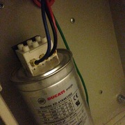 condensador trifasico