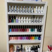 Repisa de madera para manicurista