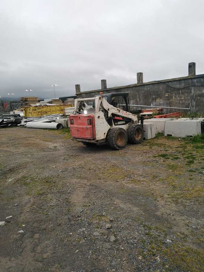Arriendo minicargador