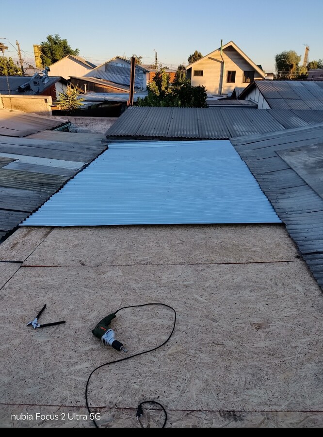 Intalación de planchas y de zinc