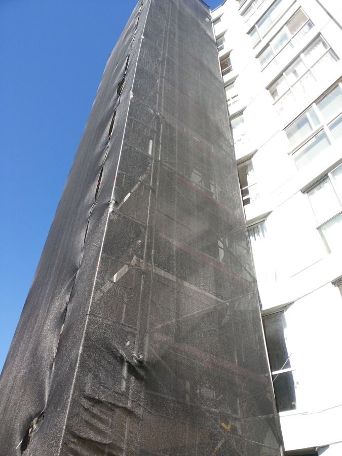 Balcones con daños estructurales