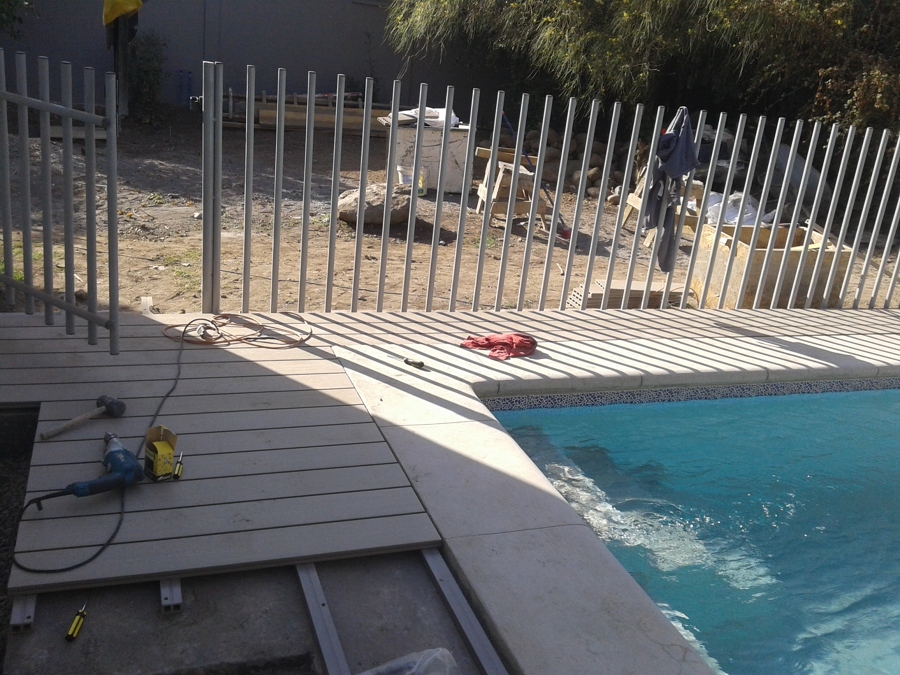 Reja perimetral de piscina
