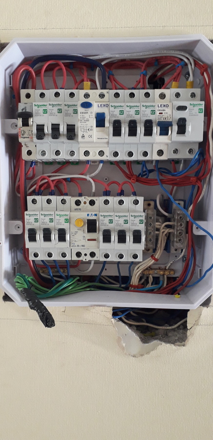 Trabajo tablero casas