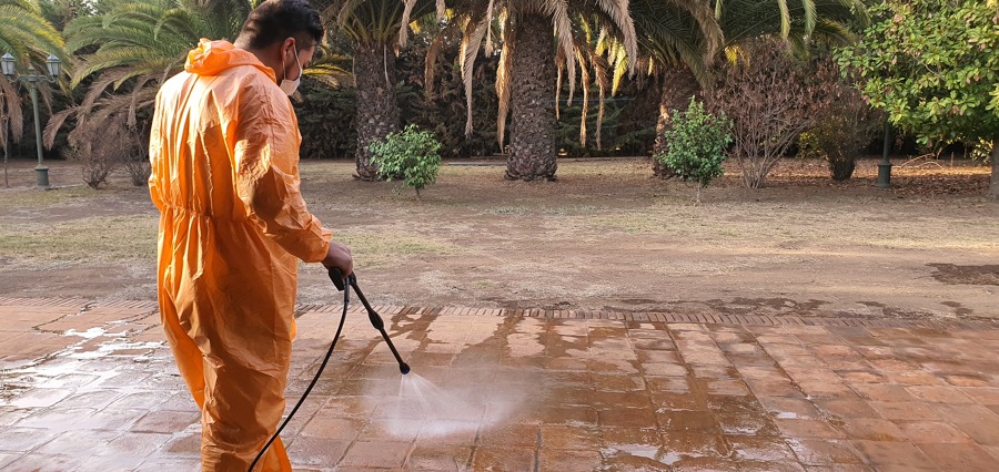 Lavado de pisos exterior