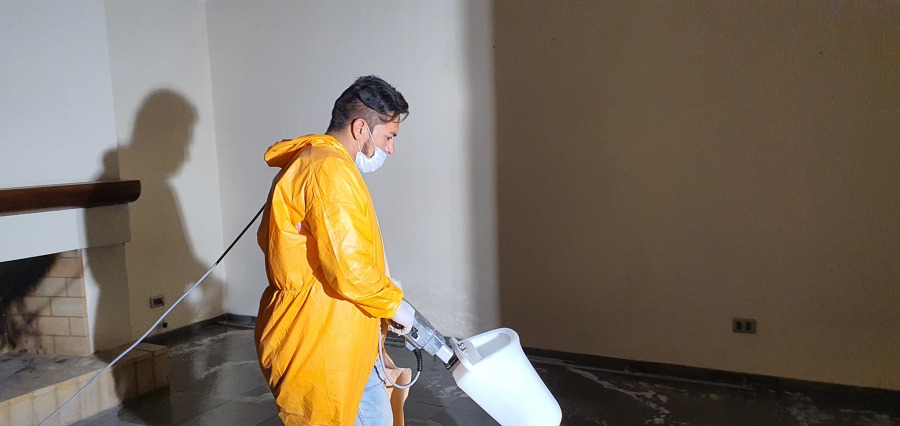 Limpieza de pisos pizarra