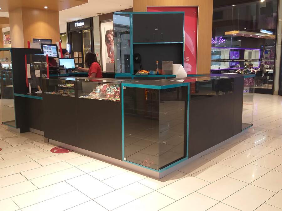 Tienda Mall Plaza Egaña