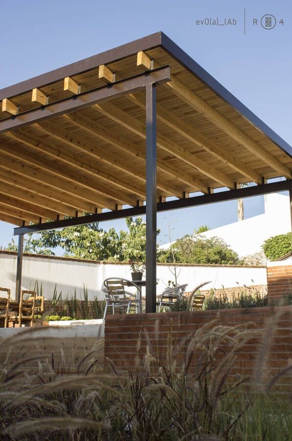 techo metal y madera