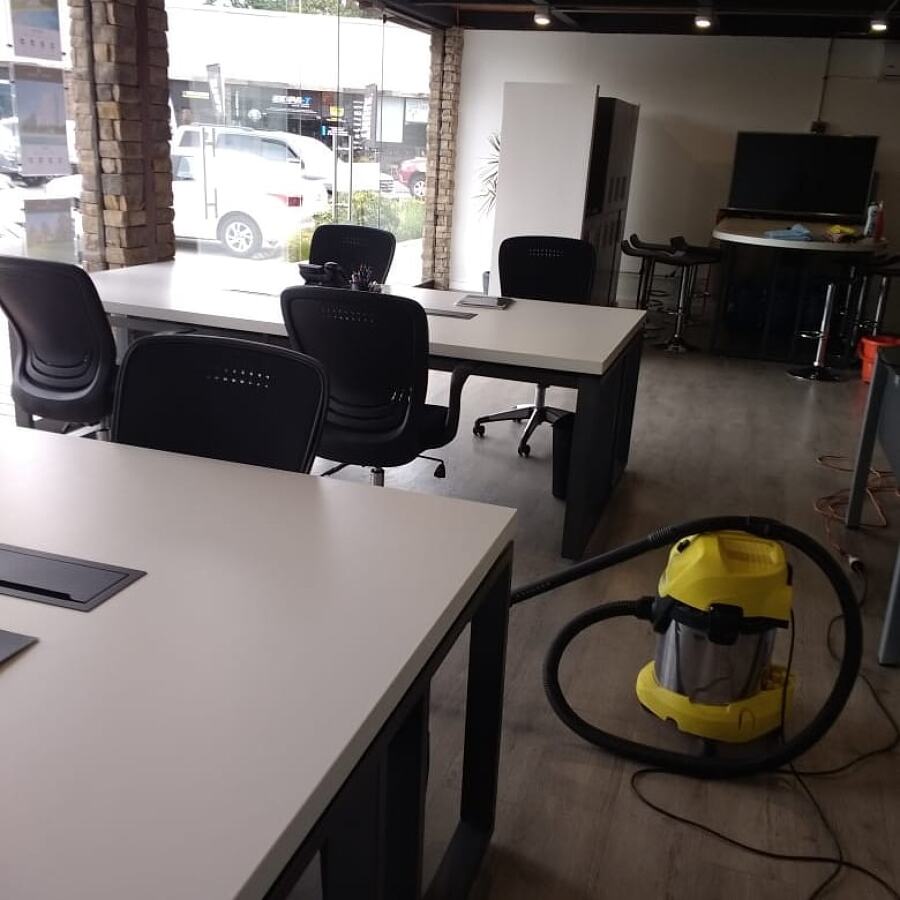 LIMPIEZA DE OFICINAS