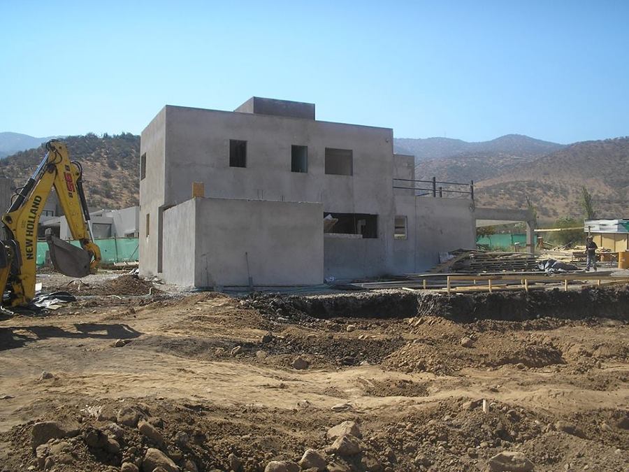 Casa Piedra Roja