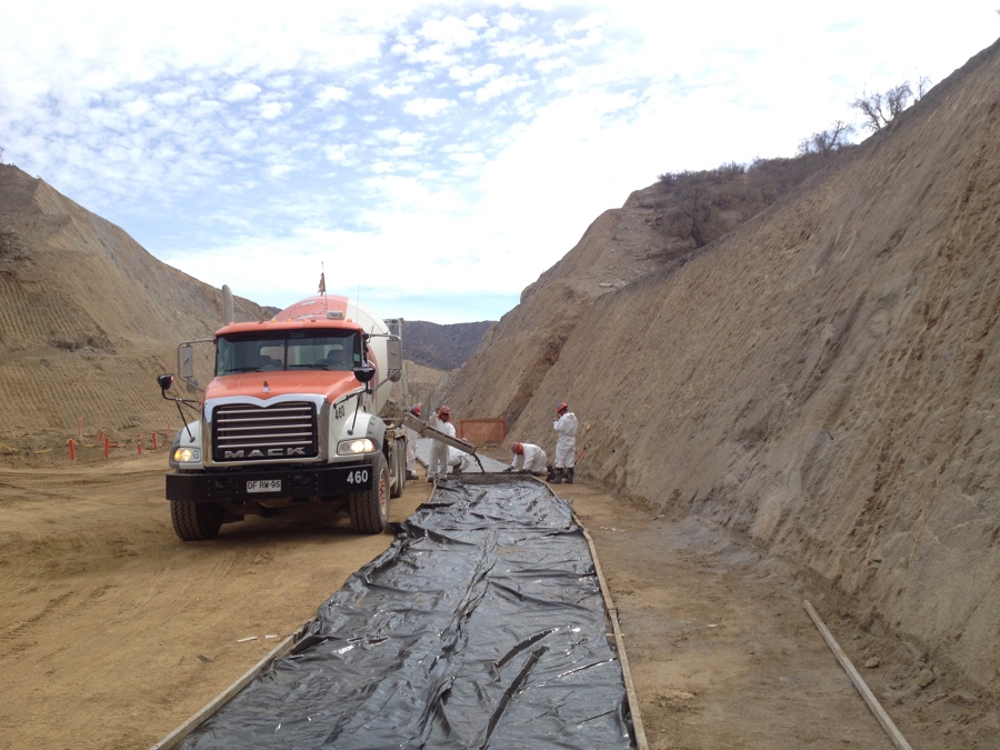 Construcción senderos las viscachaz