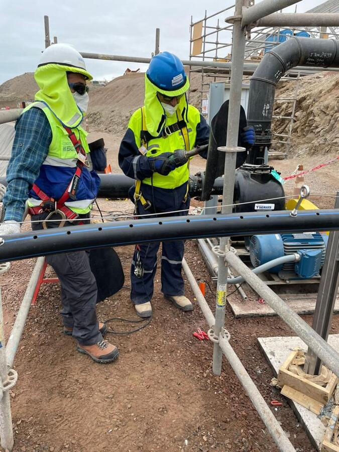 Instalación de piping de HDPE