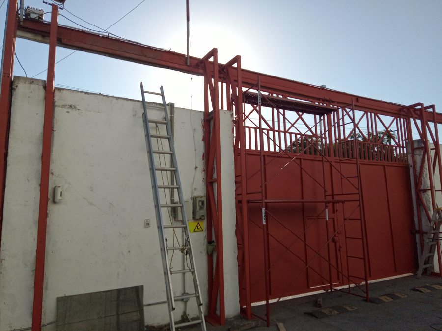 PINTURA PORTON POLYMERLAND