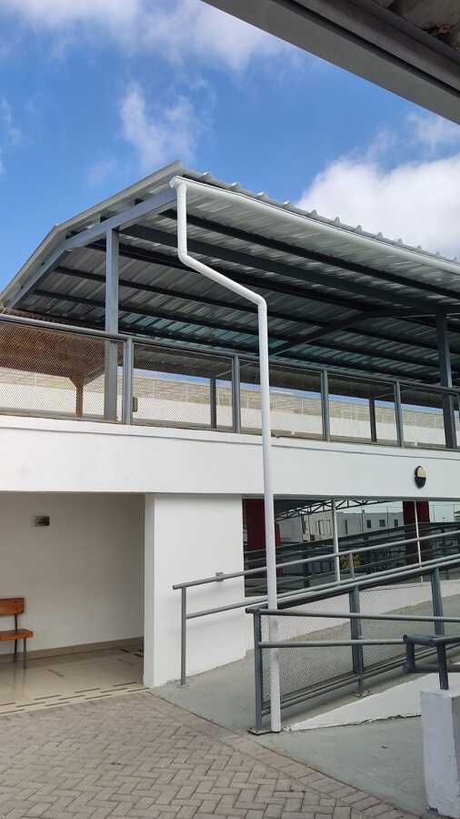 Casino exterior Colegio Amazing Grace