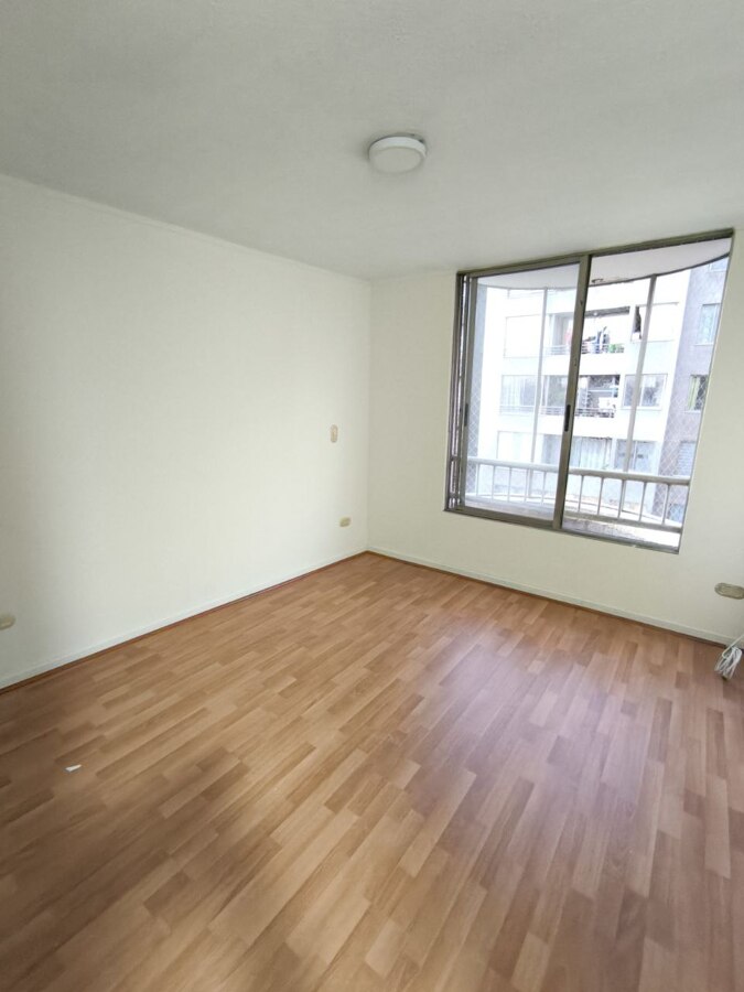 Pintura y cambio de piso flotante