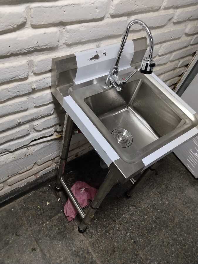 Instalación lavadero local comercial