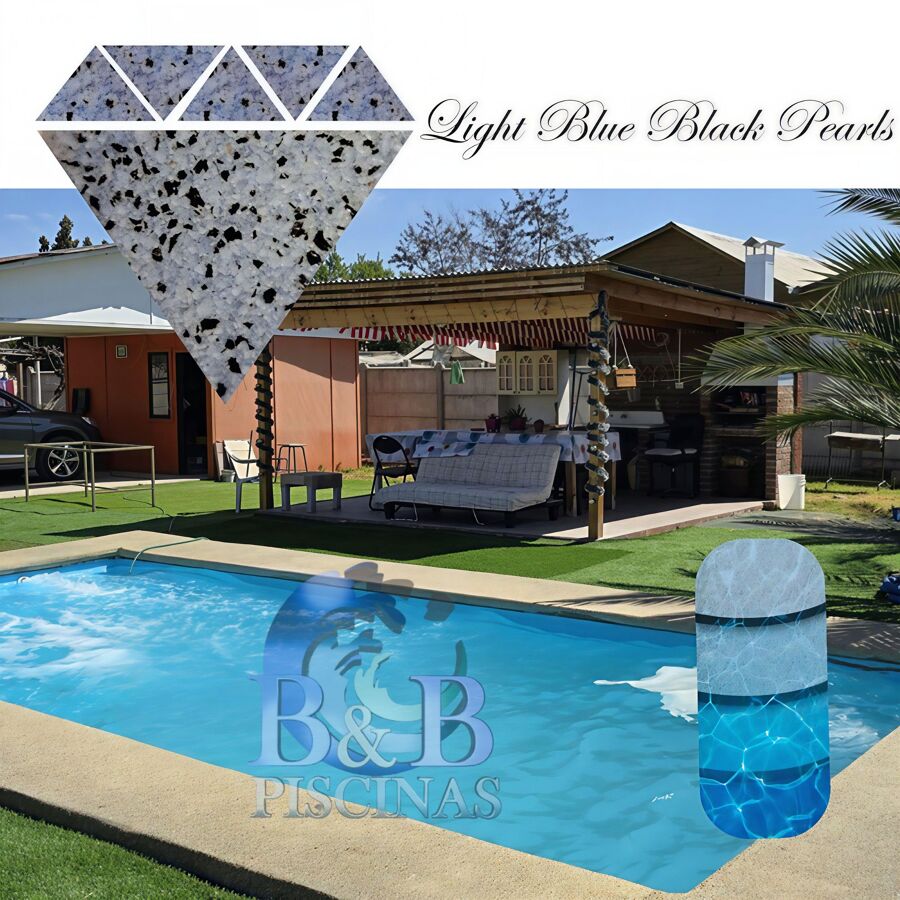 Piscina con revestimiento Light Blue Black Pearls.