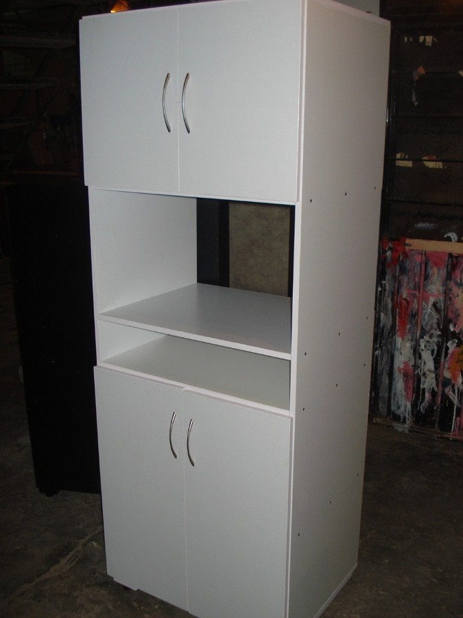 Mueble para microondas.