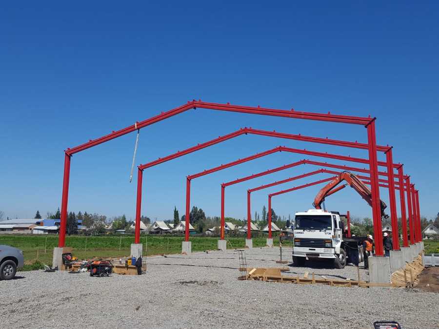 Montaje de cerchas y pilares