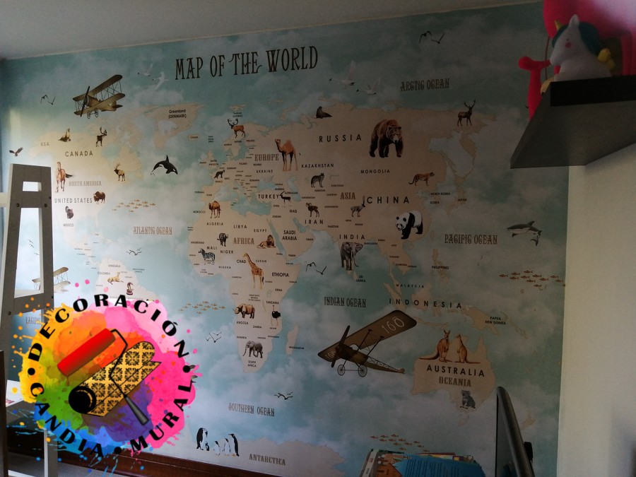 Instalación papel importado mapa mundi