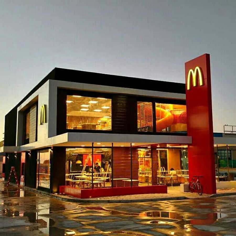 MC DONALADS MALL PASEO BALMACEDA