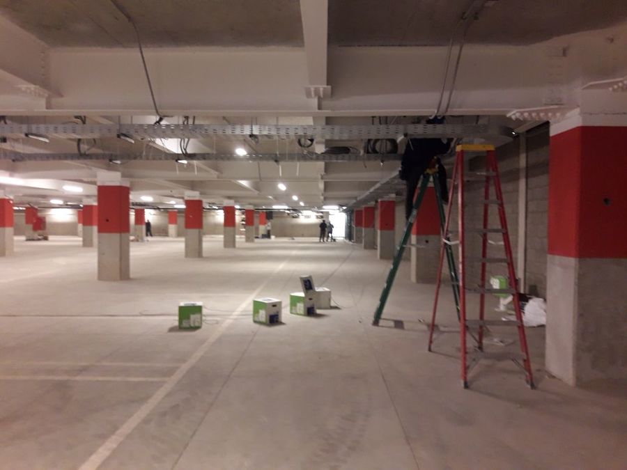 TRABAJOS  VARIOS MALL PASEO BALMACEDA