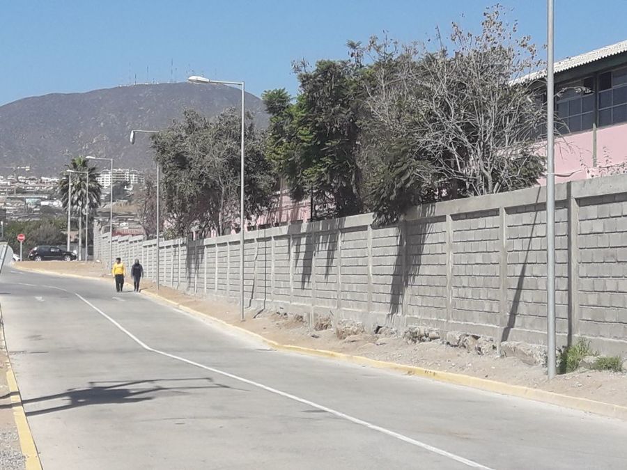 TRABAJOS  VARIOS MALL PASEO BALMACEDA