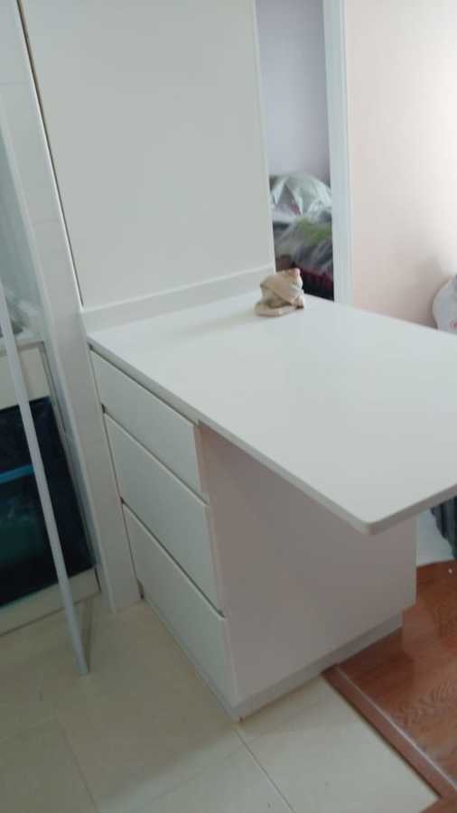 mueble con mesón para cocina