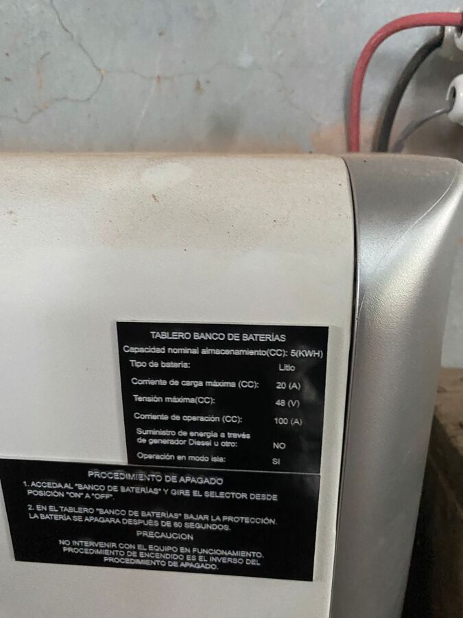 Proyecto 8kw hibrido 5kw baterías Palmilla