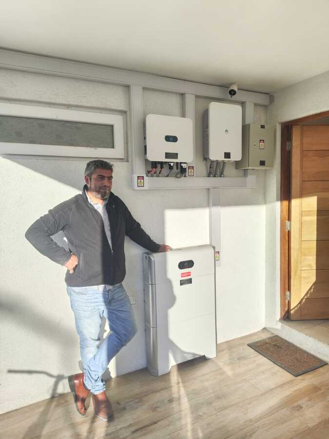 Proyecto 8kw hibrido 10kw baterías San Fernando
