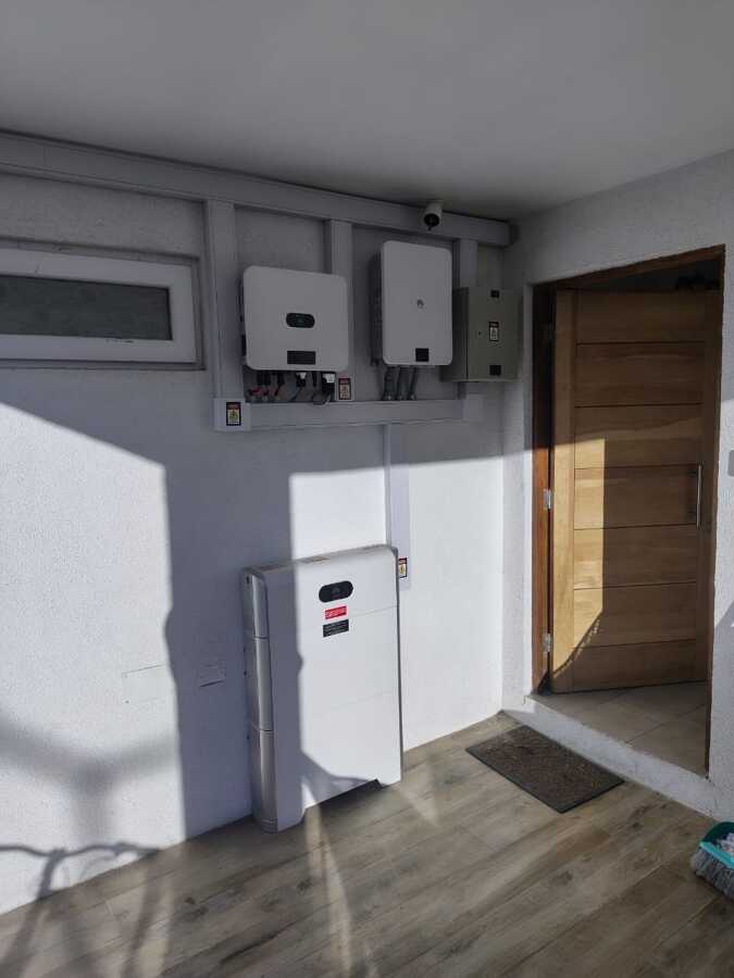 Proyecto 8kw hibrido 10kw baterías San Fernando