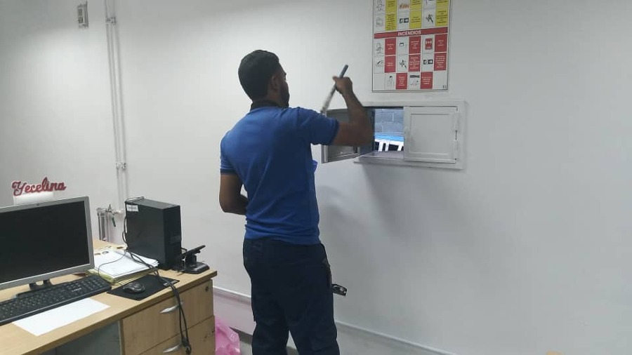 Remodelacion y pintura de oficina
