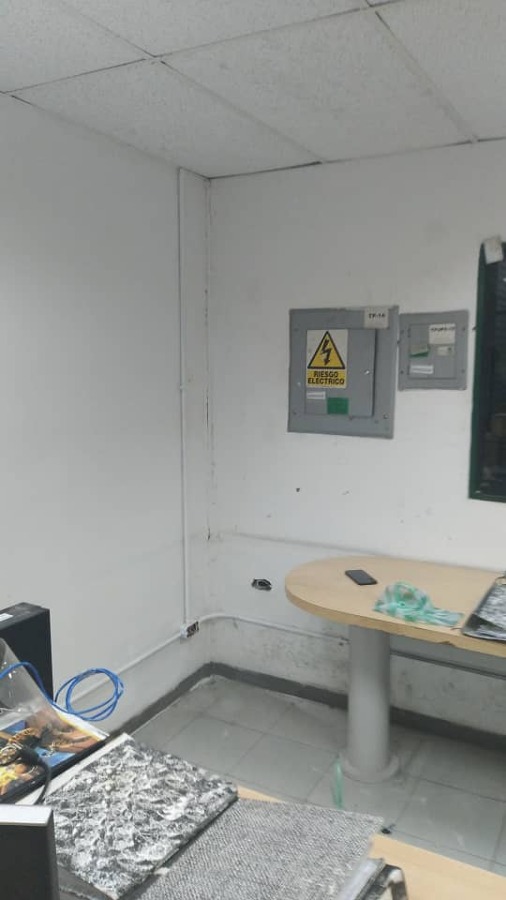 Remodelacion y pintura de oficina