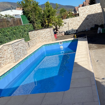 instalación de piscina de 9/ 4