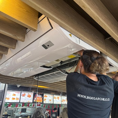 Instalación y mantención de aire acondicionado HVAC en Santiago