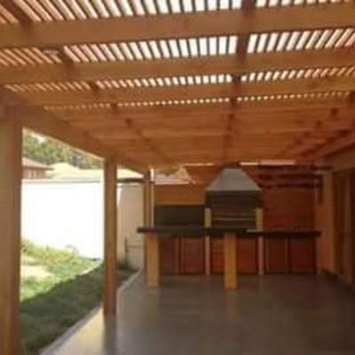 CONTRUCCION EN MADERA A LA VISTA DE COBERTIZO