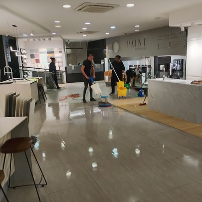 Pulido de piso local comercial