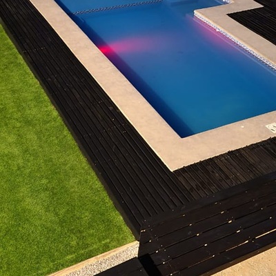 Deck para piscina.