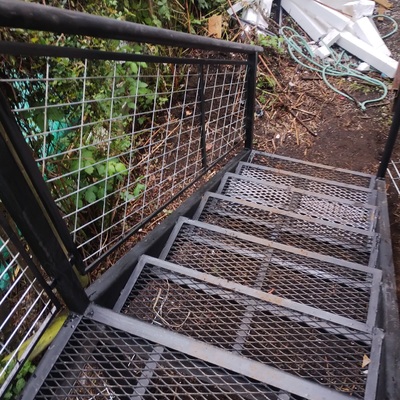 escalera metalica