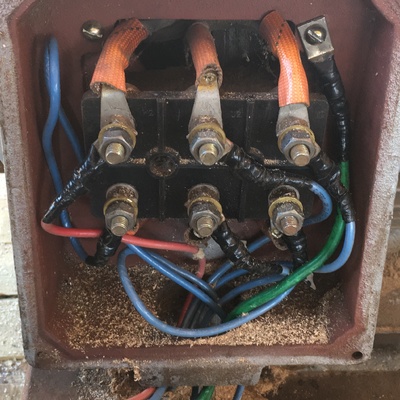 Normalización motor banco aserradero