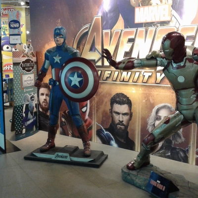 Stand  disney