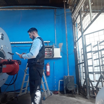 Realizando inspeccion tecnica