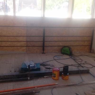 Pasamanos en edificio cultural cabildo