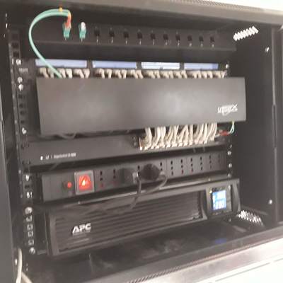 Rack de comunicación