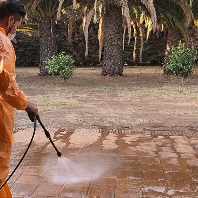 Lavado de pisos exterior