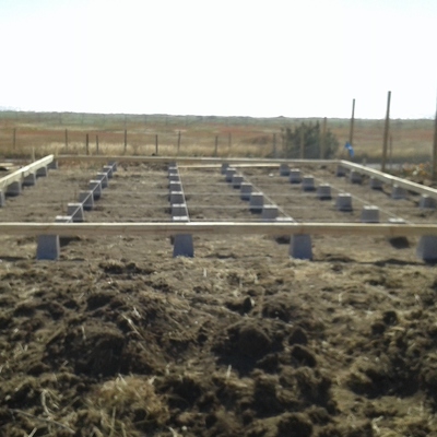 Terreno compactado y nivelado para construir una casa