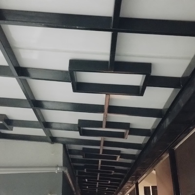 Cobertizo  fierro  estilo  mediterráneo