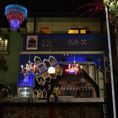 Interiorismo Restaurante VERITIPICAL KITSCH; Barra Absolut