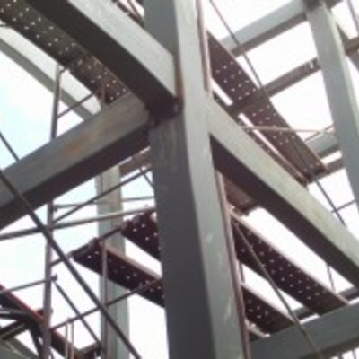 Construcción de edificio de pruebas ascensores Schindler