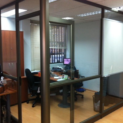 Construcción de módulos de aluminio 